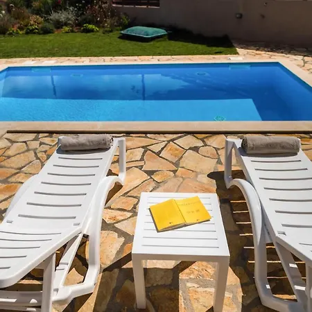 Sole Mare Lakithra Villa